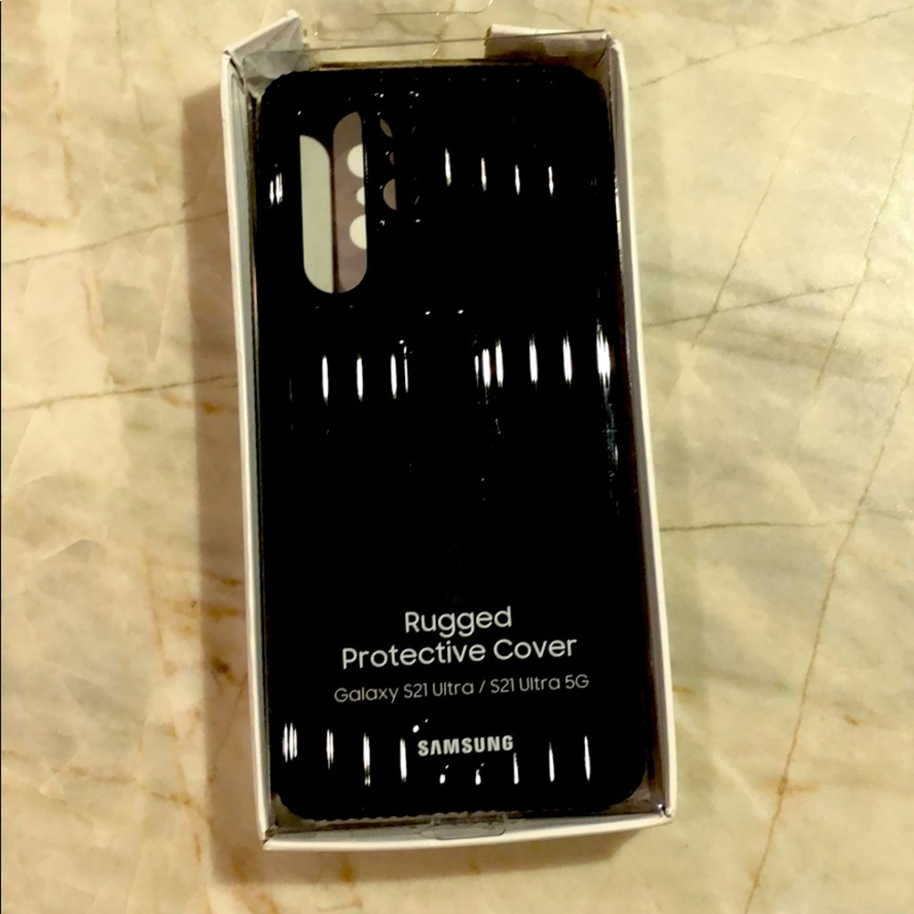 Samsung Galaxy S21 Ultra Rugged Protective Cover
